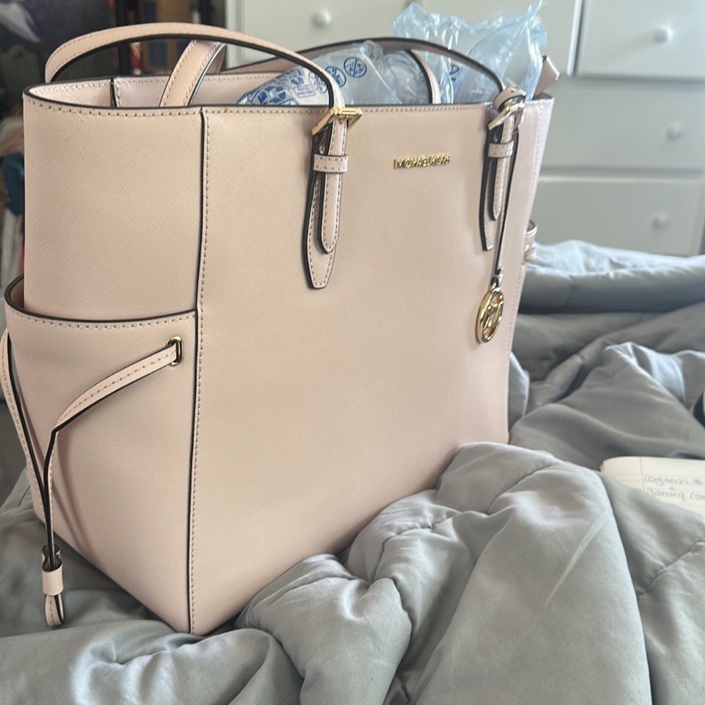 Michael Kors Tote